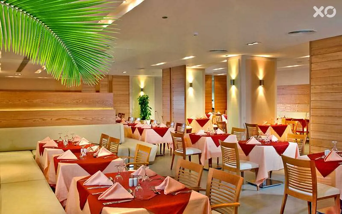 Coral Sea Aqua Club