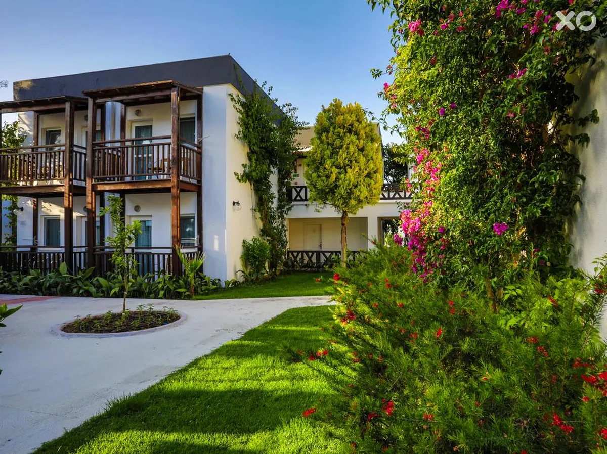 Smartline Bitez Garden Life Hotel & Suites
