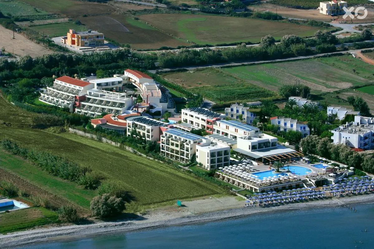 Hydramis Palace Beach Resort