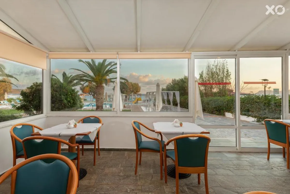 Sea Side Hotel