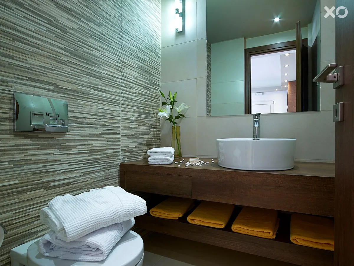Elotis Suites Hotel