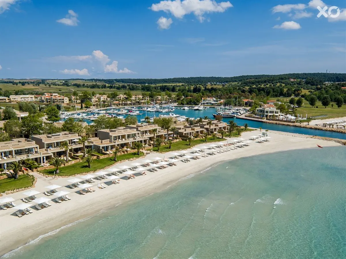 Sani Asterias Suites