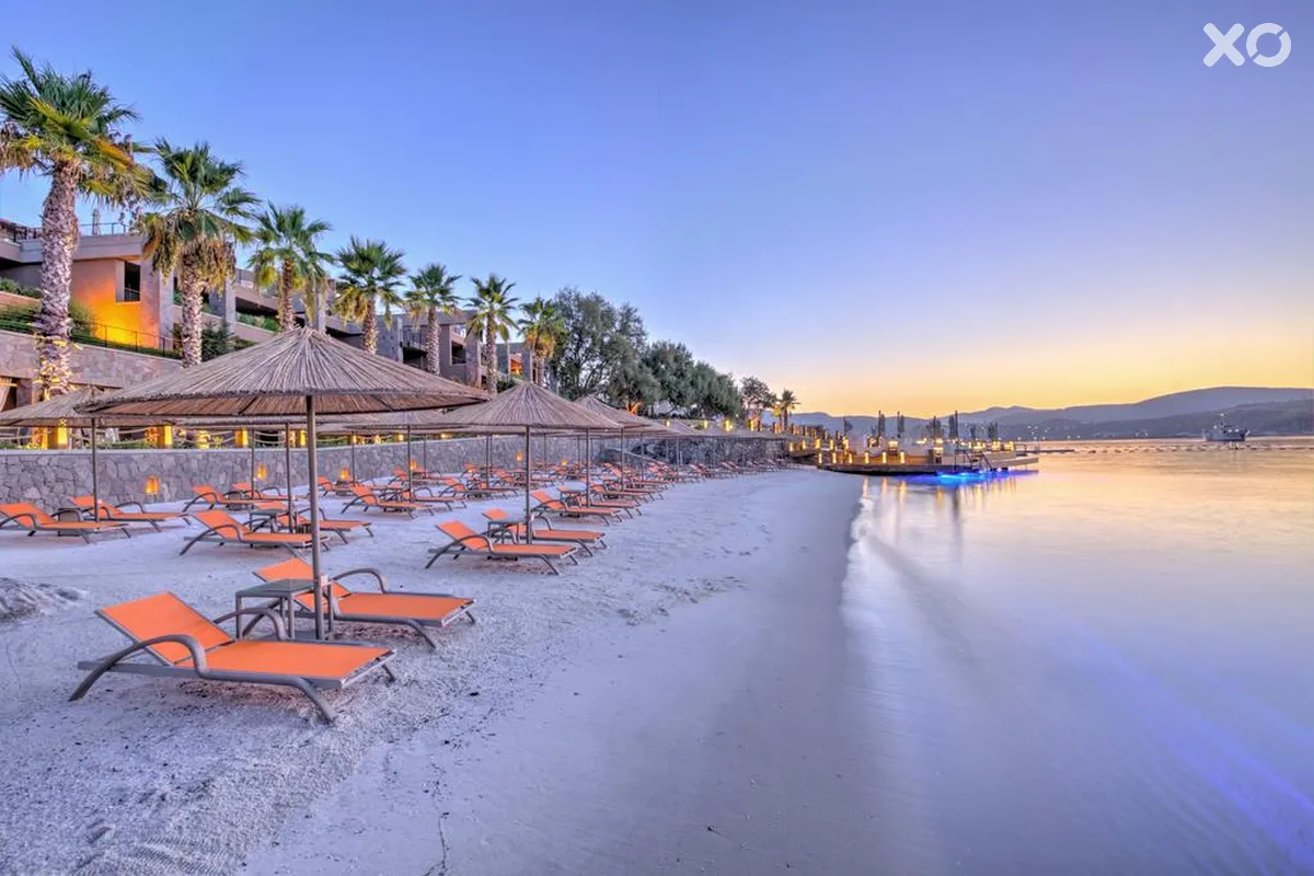 Caresse a Luxury Collection Resort & Spa