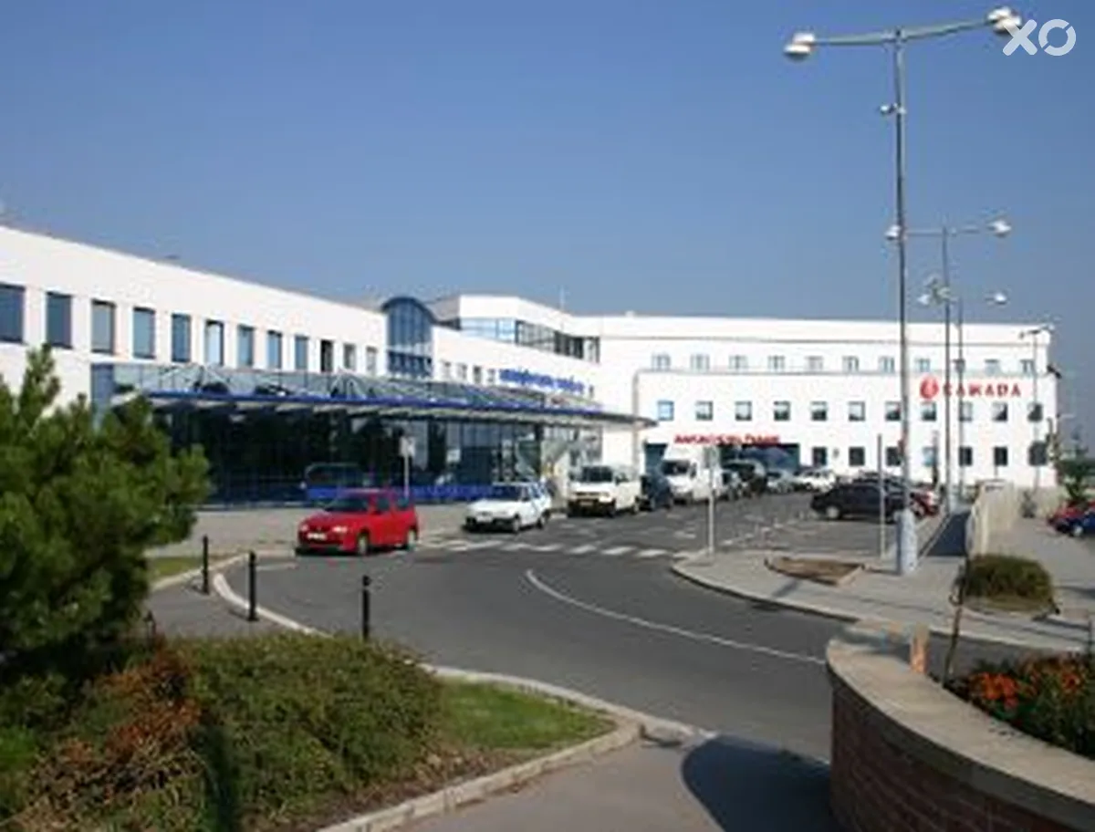 Ramada Airport Hotel Prague