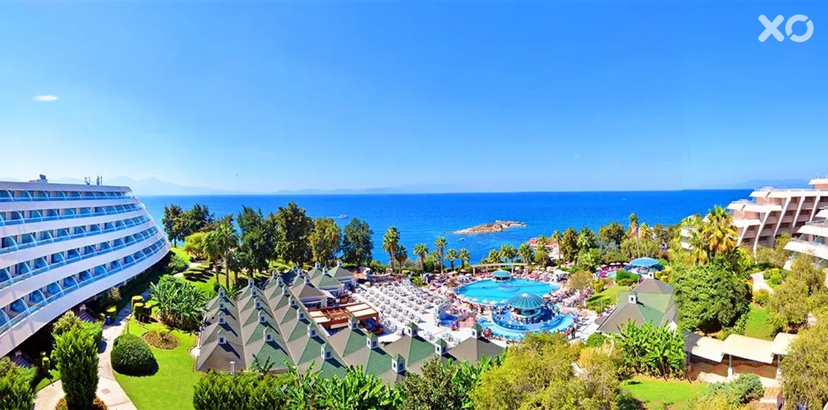 The Grand Blue Sky International Hotel