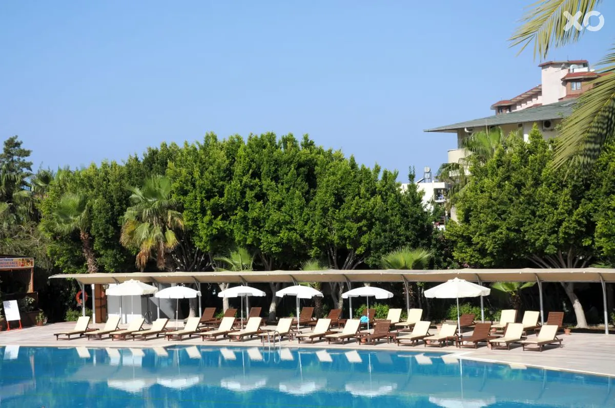 Meridia Beach Hotel