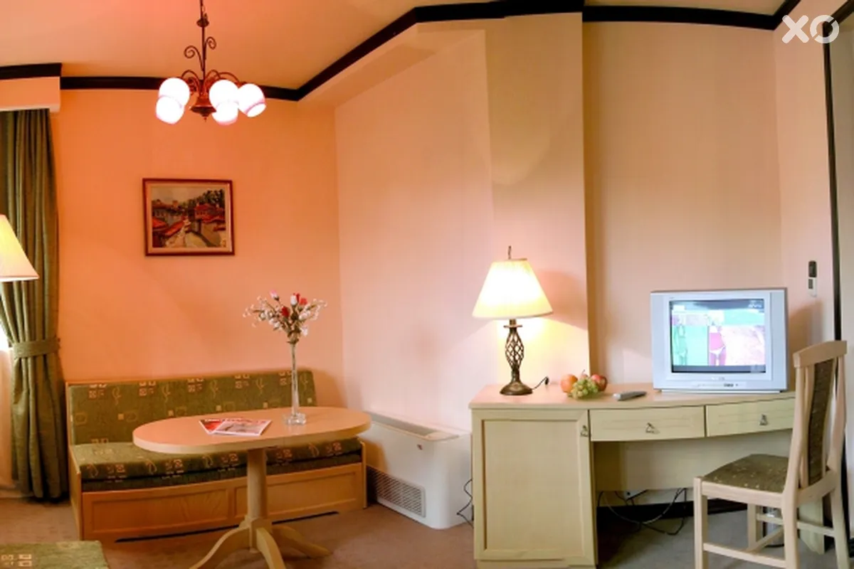 Orphey Hotel