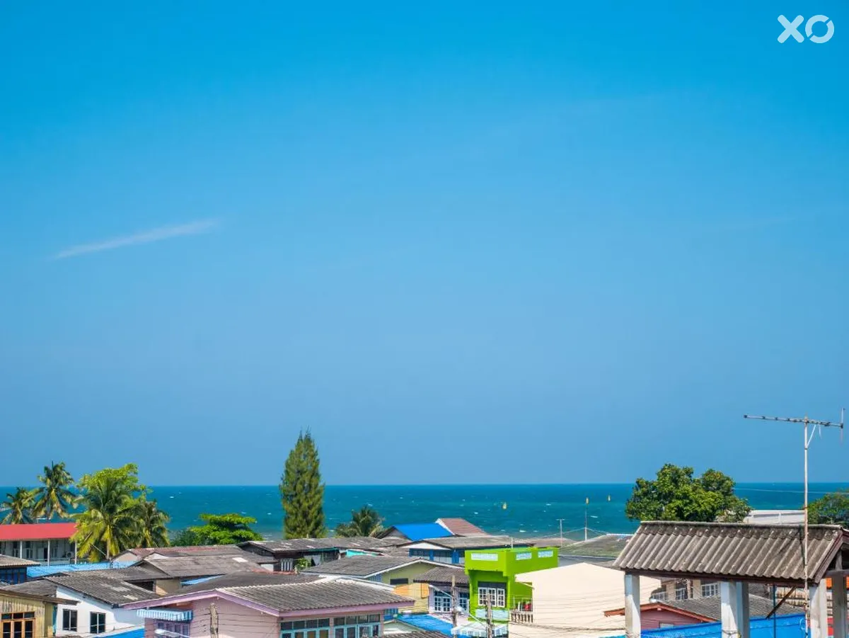 Chomsin Hua Hin Hotel