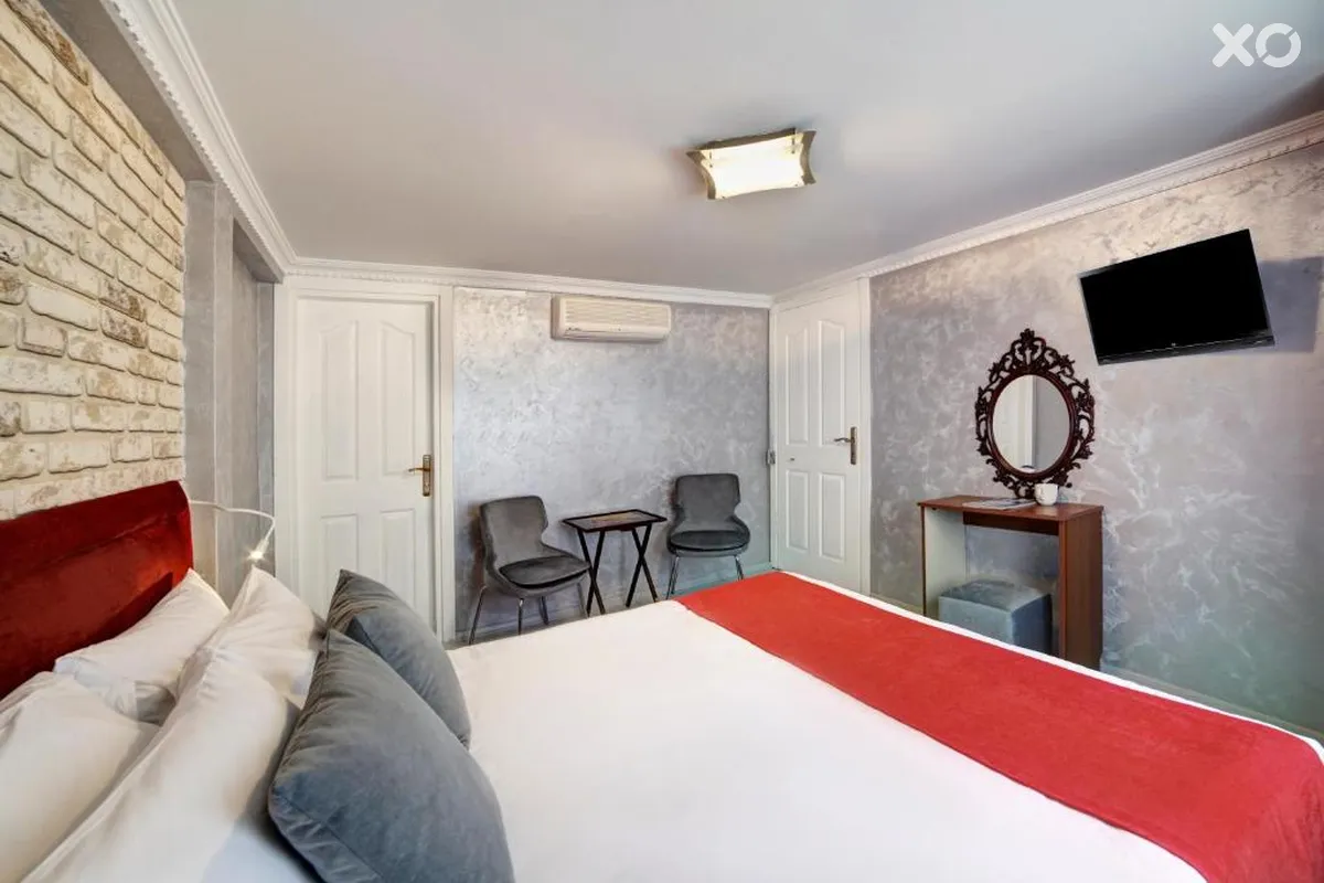 Serenity Hotel
