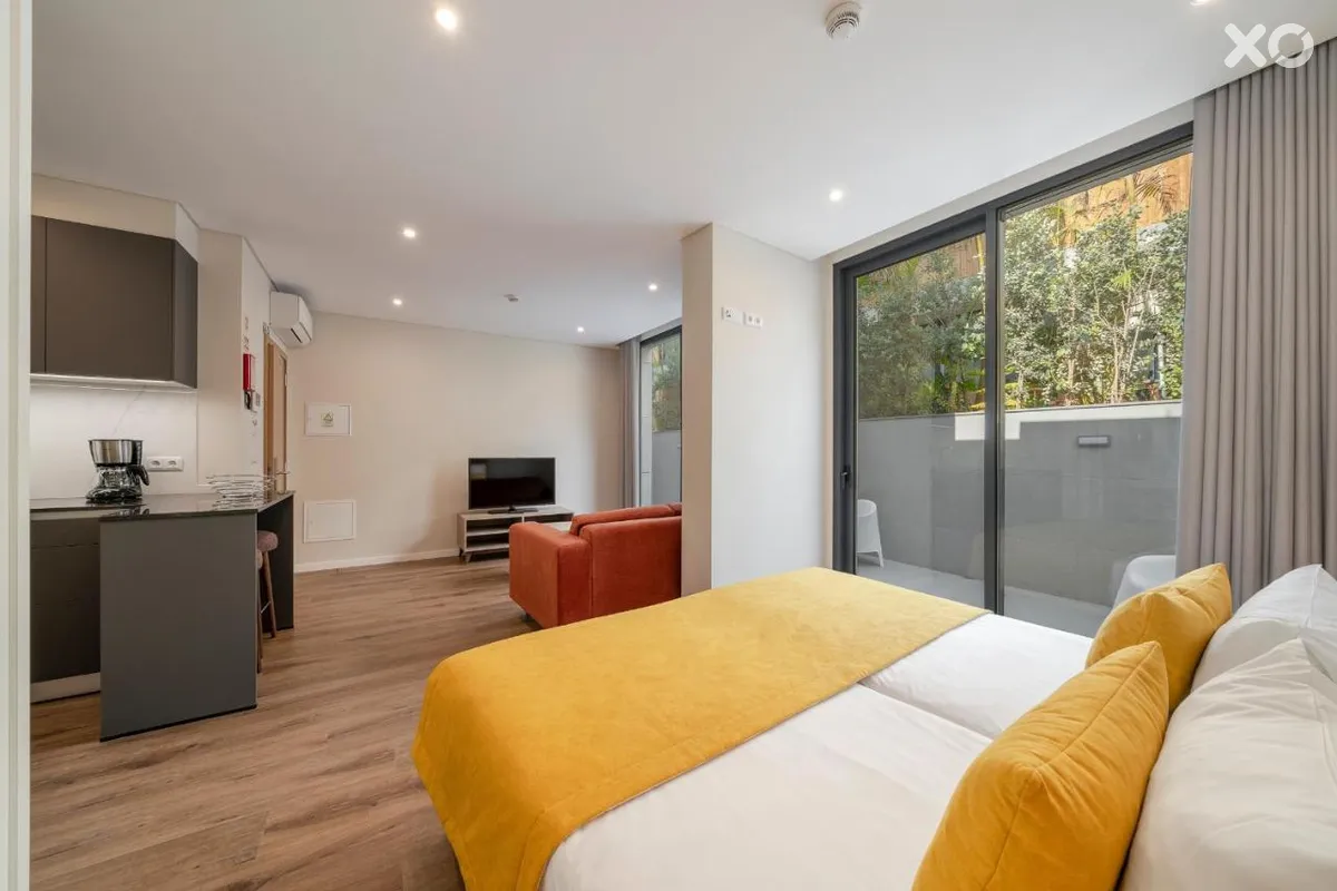 Monumental Plaza by Petit Hotels