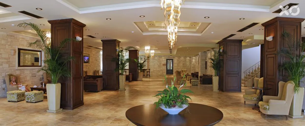 Cactus Royal Spa & Resort