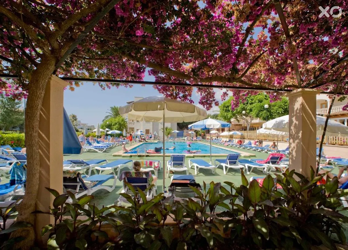 Ferrer Lime Isabel Aparthotel