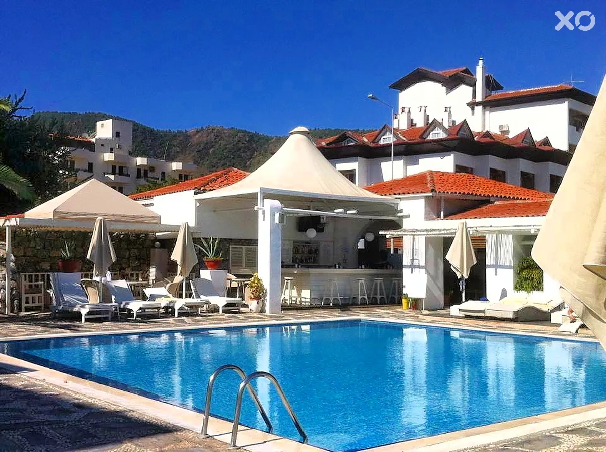 Casa Blanca Beach Hotel