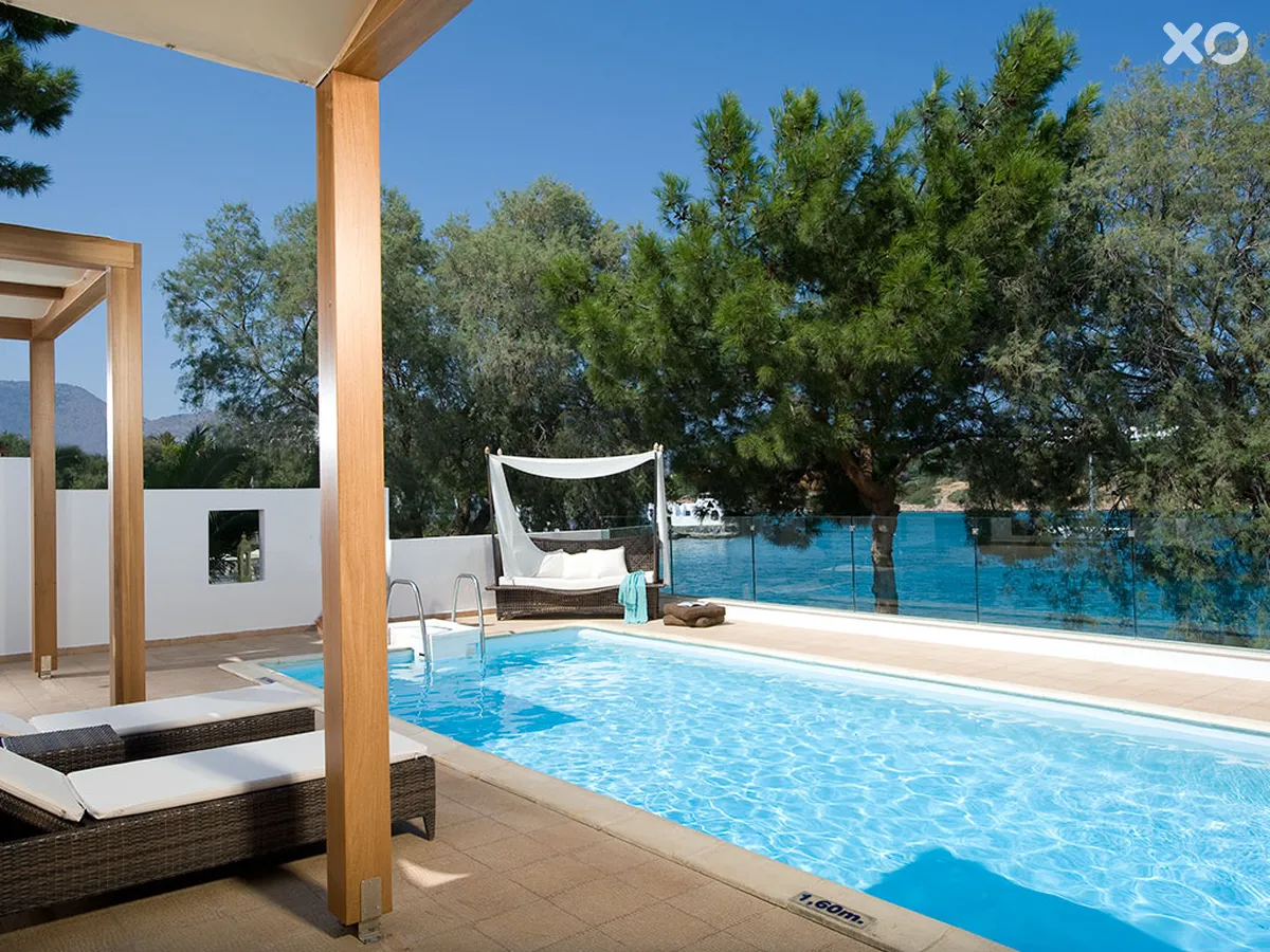 Minos Beach Art Hotel