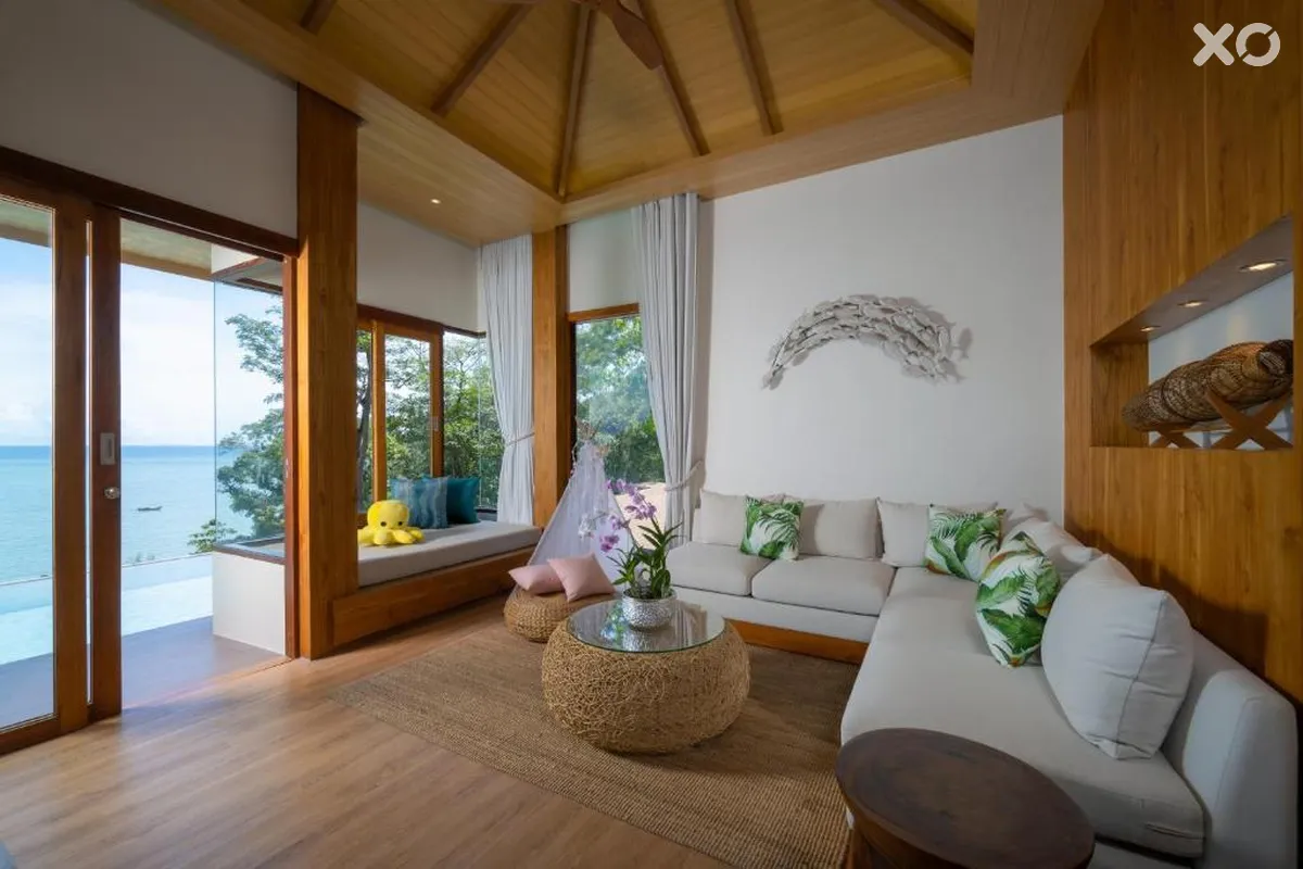 Sinae Phuket Luxury Hotel
