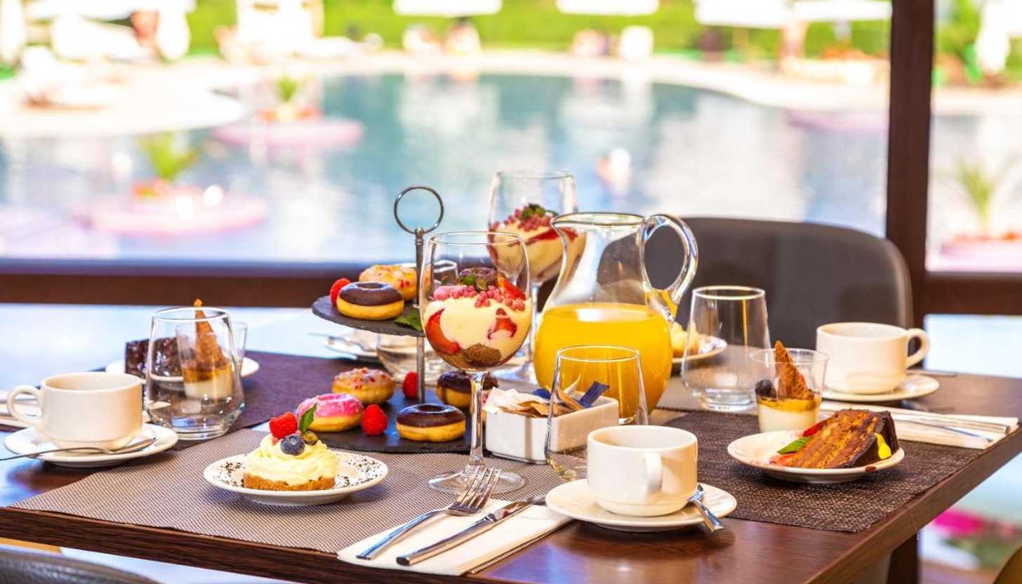 Європейський відпочинок у Болгарії. Готель від відомої мережі Barceló з харчуванням "сніданки та вечері"