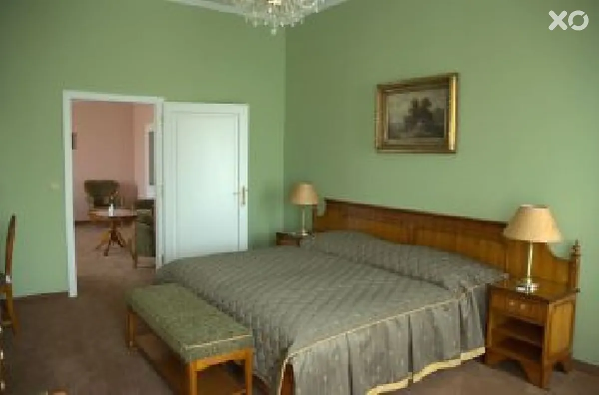 Bristol Georgy House
