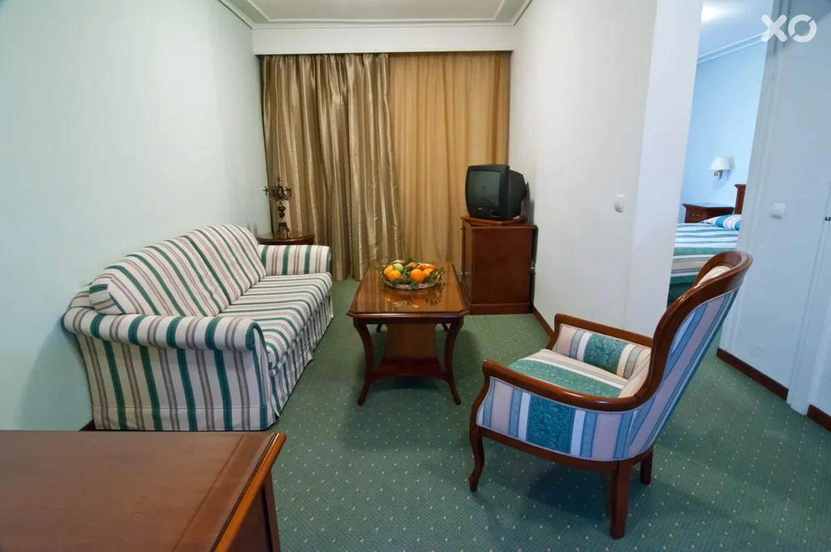 Oasis Hotel Apartments