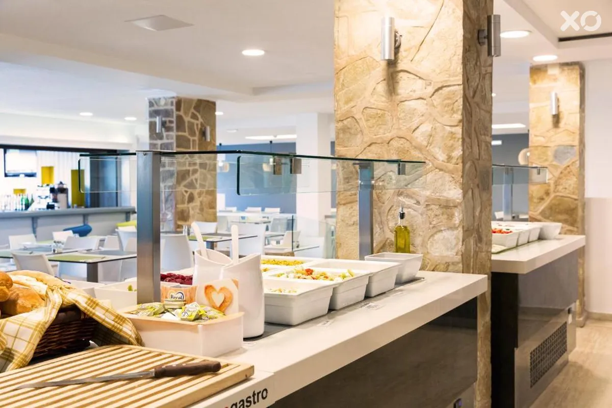 Mimosa Hotel