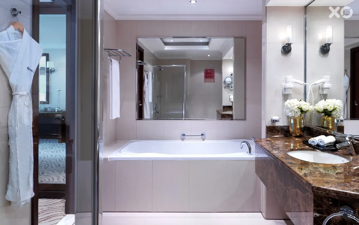 Park Regis Kris Kin Hotel