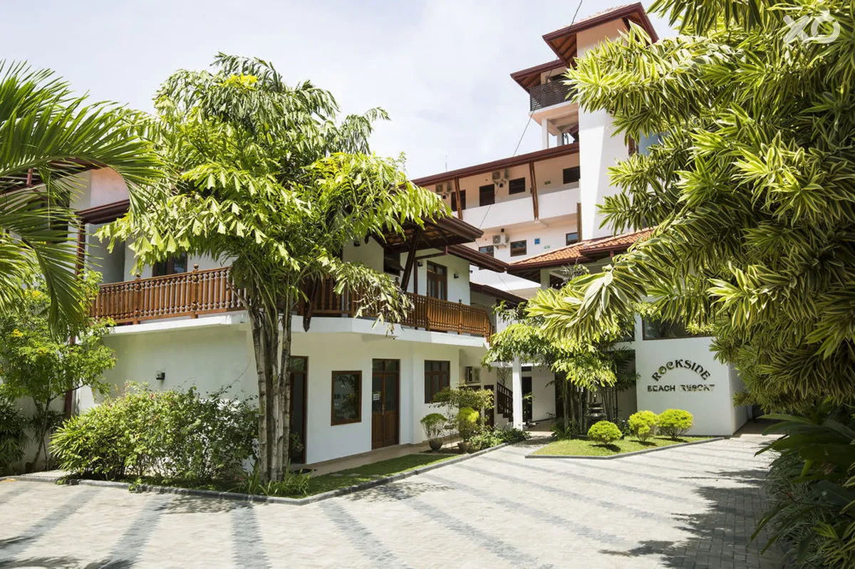 Rockside Beach Resort