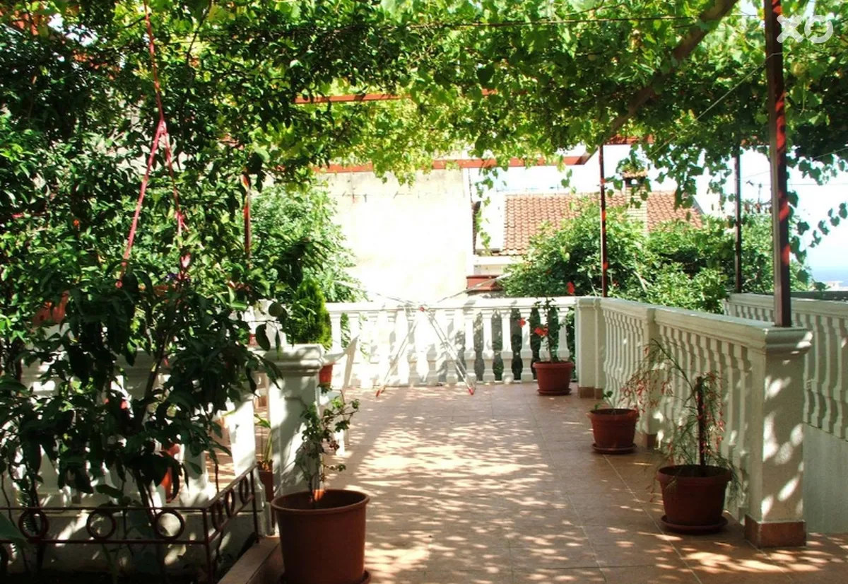 Lagator Villa