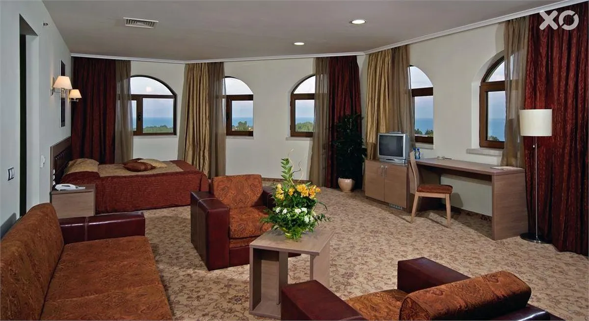 Sol Nessebar Palace Hotel