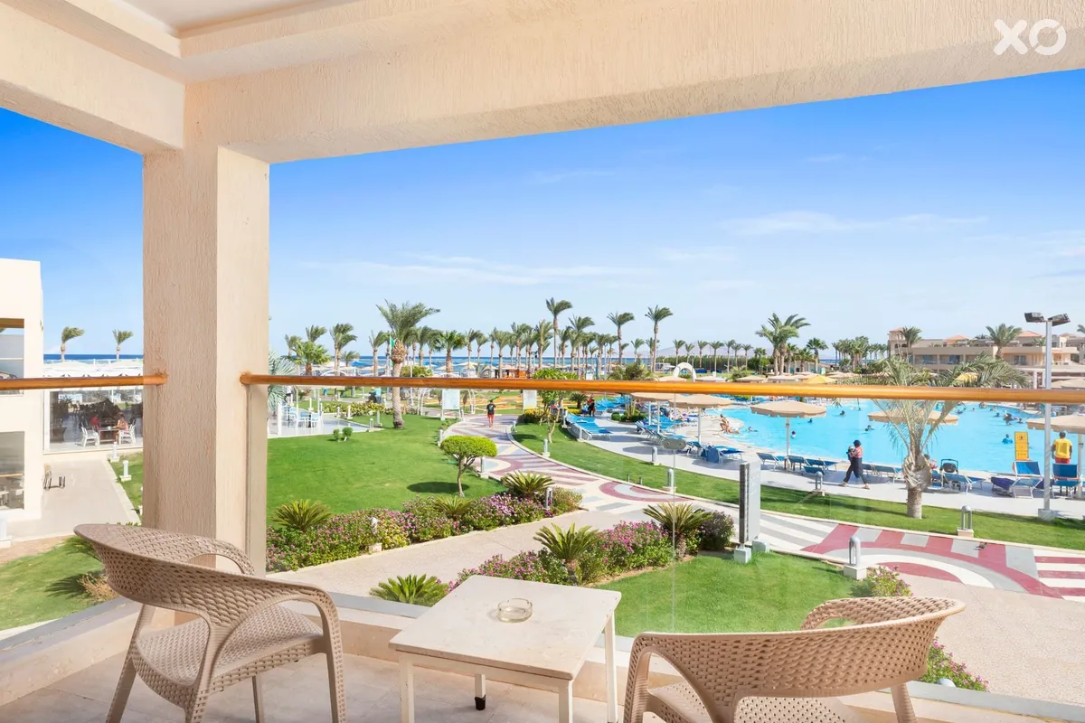 Albatros Royal Moderna Resort
