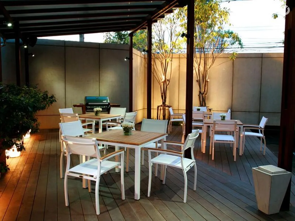 Maduzi Hotel