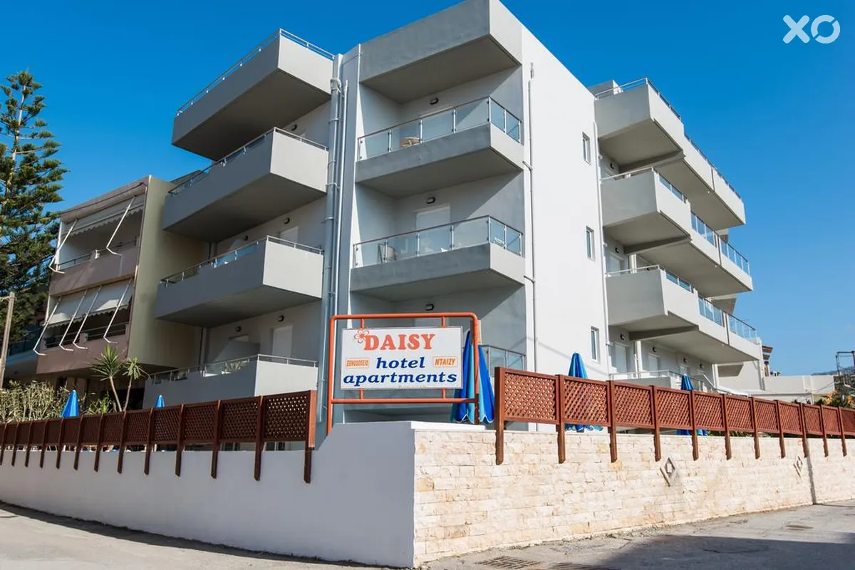 Daisy Hotel Apartments