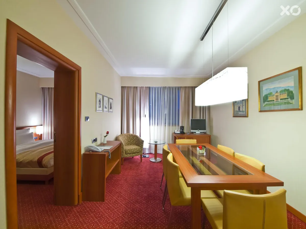 International Hotel