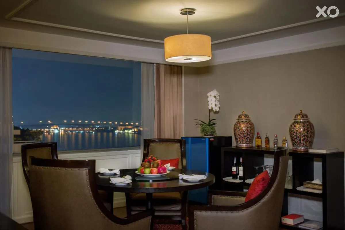 Ramada Plaza by Wyndham Bangkok Menam Riverside