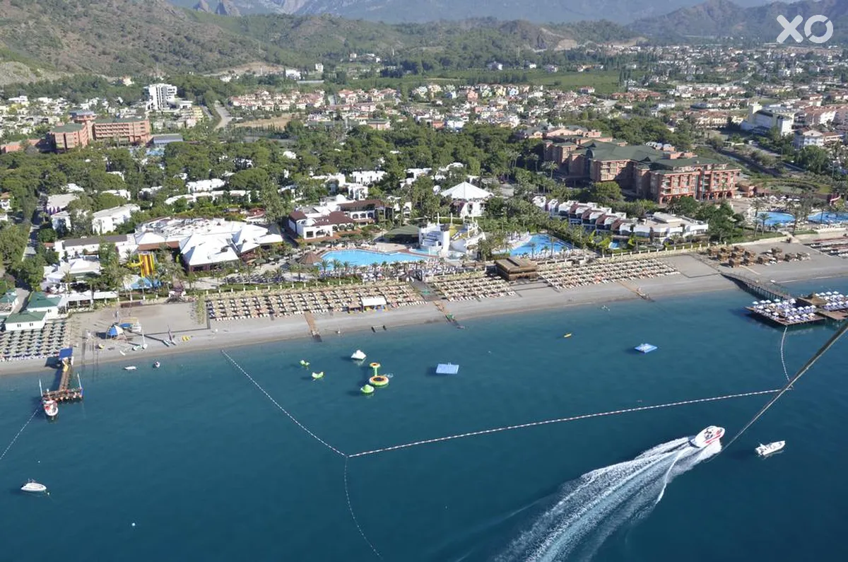 Emelda Sun Club