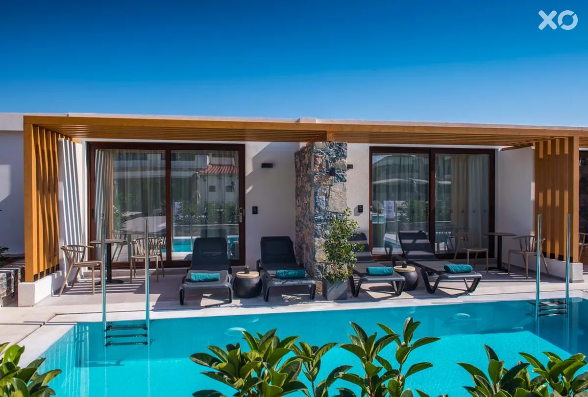 Petousis Hotel & Suites