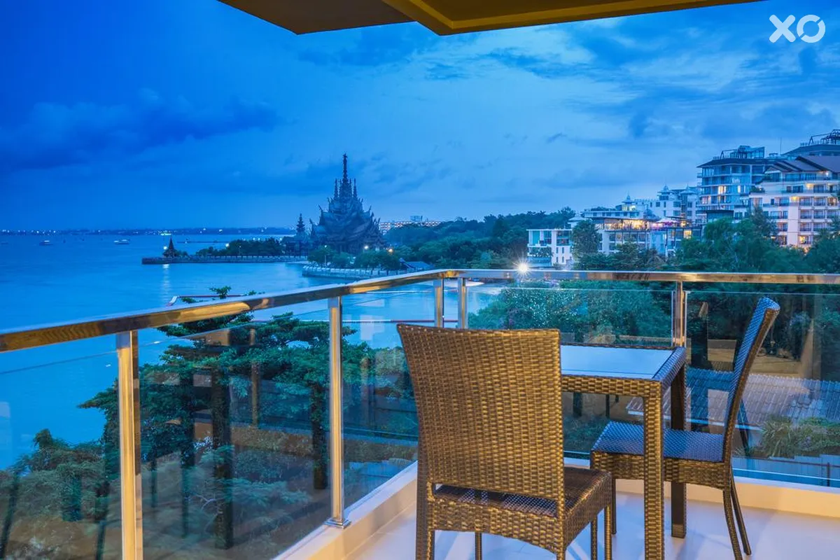 Golden Tulip Pattaya Beach Resort