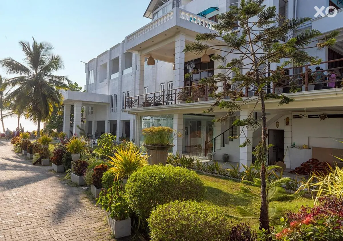 Sea Breeze Hotel