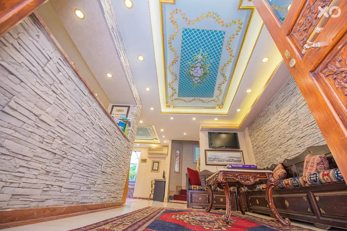 Kaftan Hotel