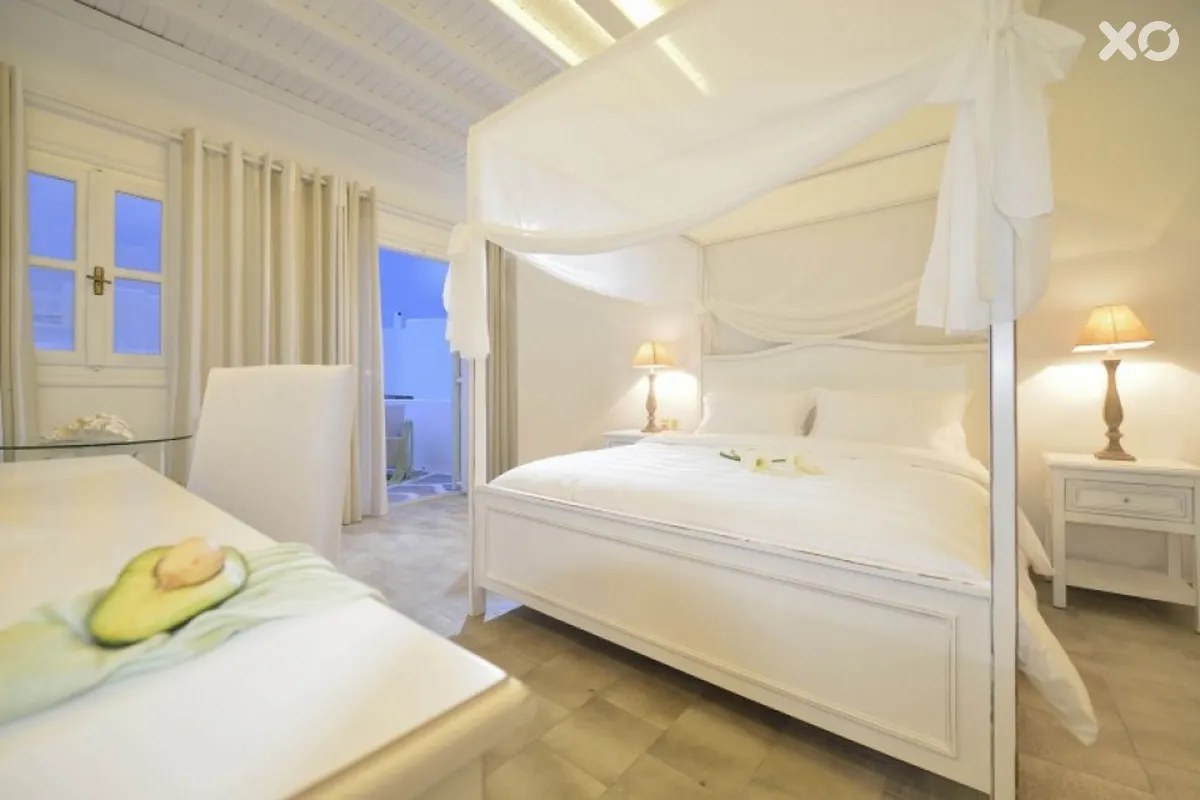 Petinos Hotel