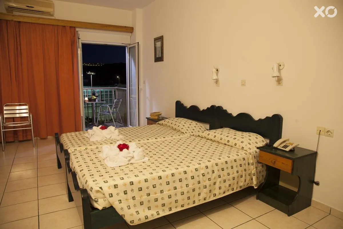 Athinoula Hotel