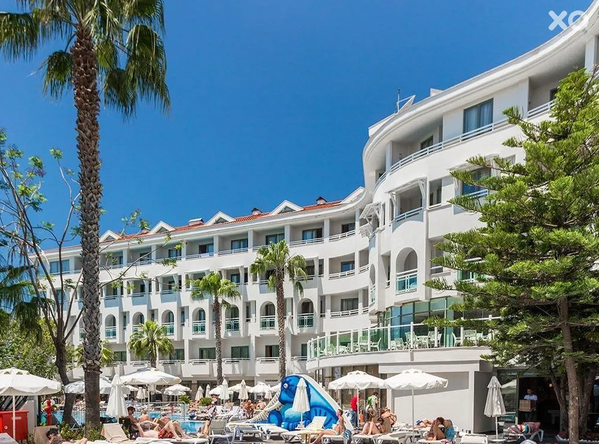 Side Star Beach Hotel