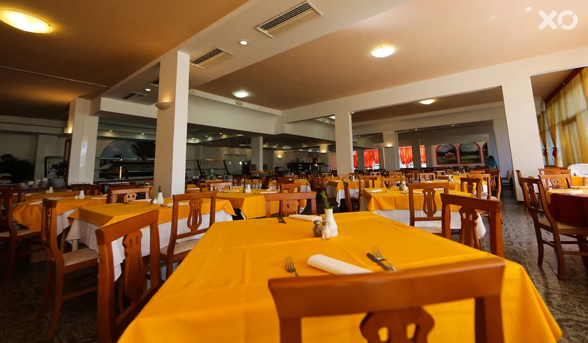 Arena Hotel Holiday