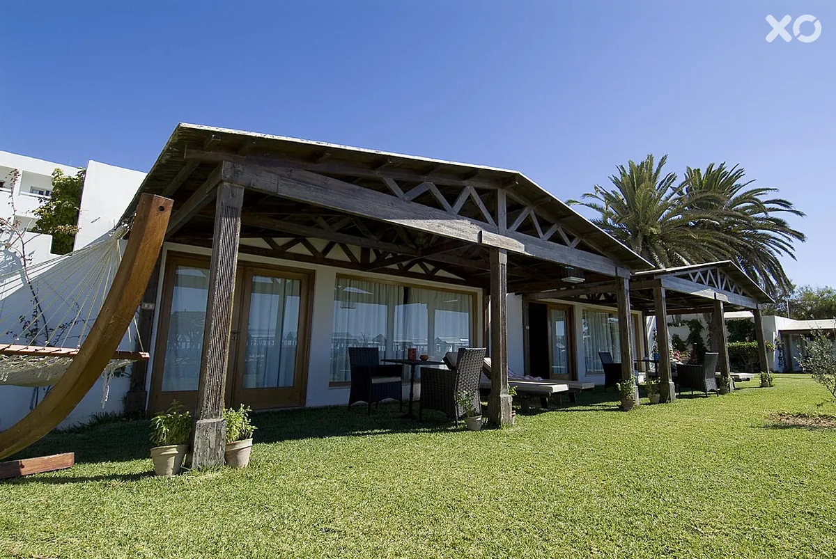 Les Orangers Beach Resort & Bungalows