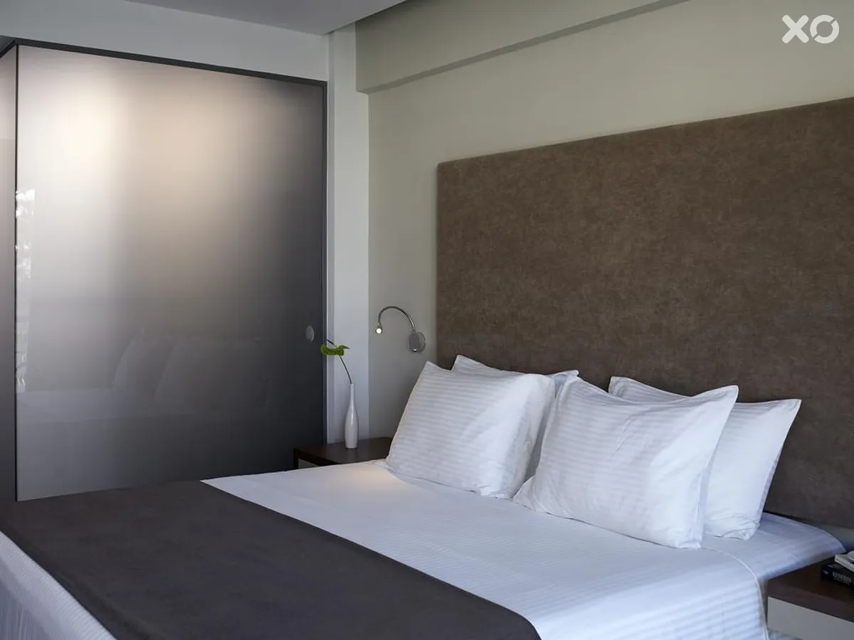 Oktober Downtown Rooms