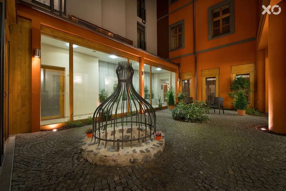 EA Embassy Prague Hotel