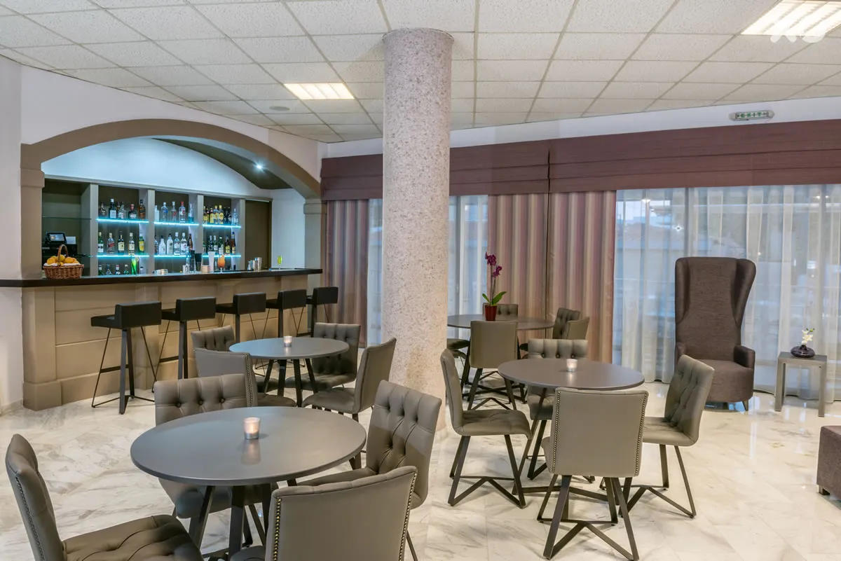 Ariadne Hotel