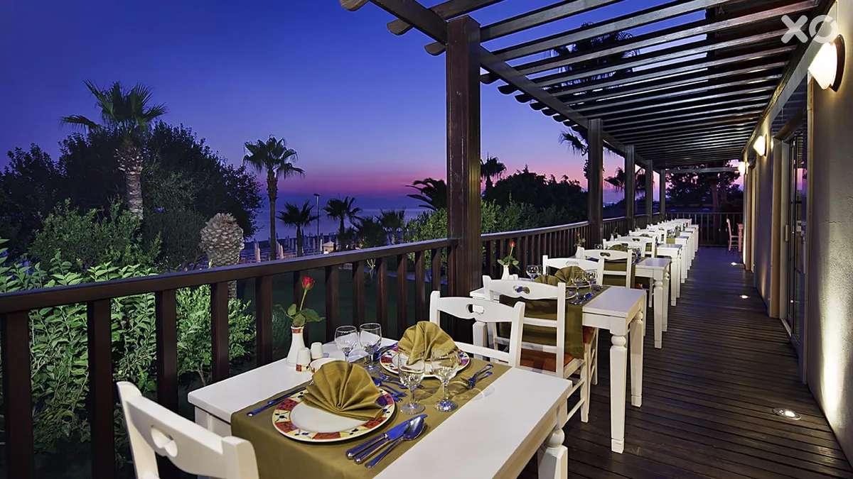 Grand Side Hotel