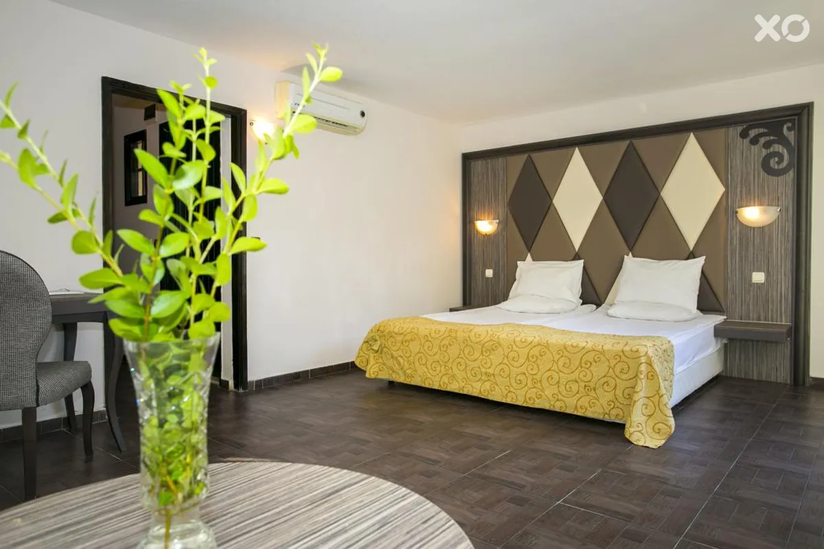 Elenite Villas