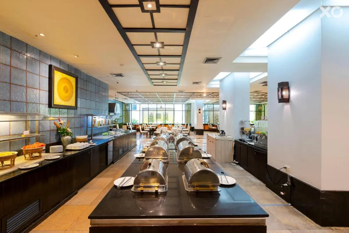 Pinnacle Lumpinee Park Hotel