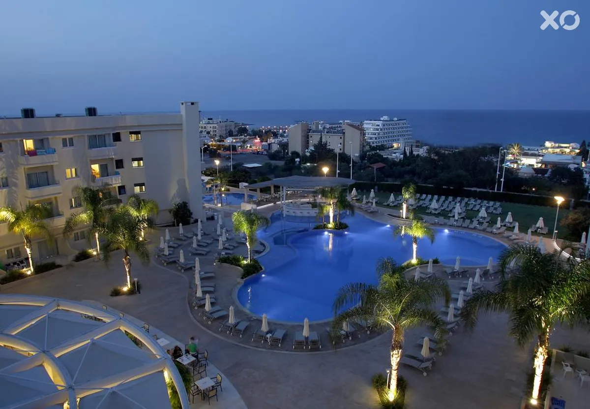 Sunrise Oasis Hotel