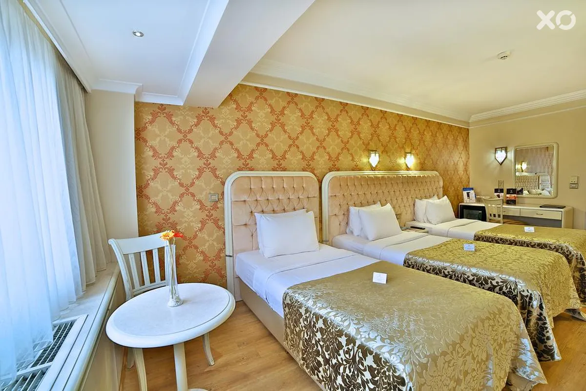 Grand Anka Hotel